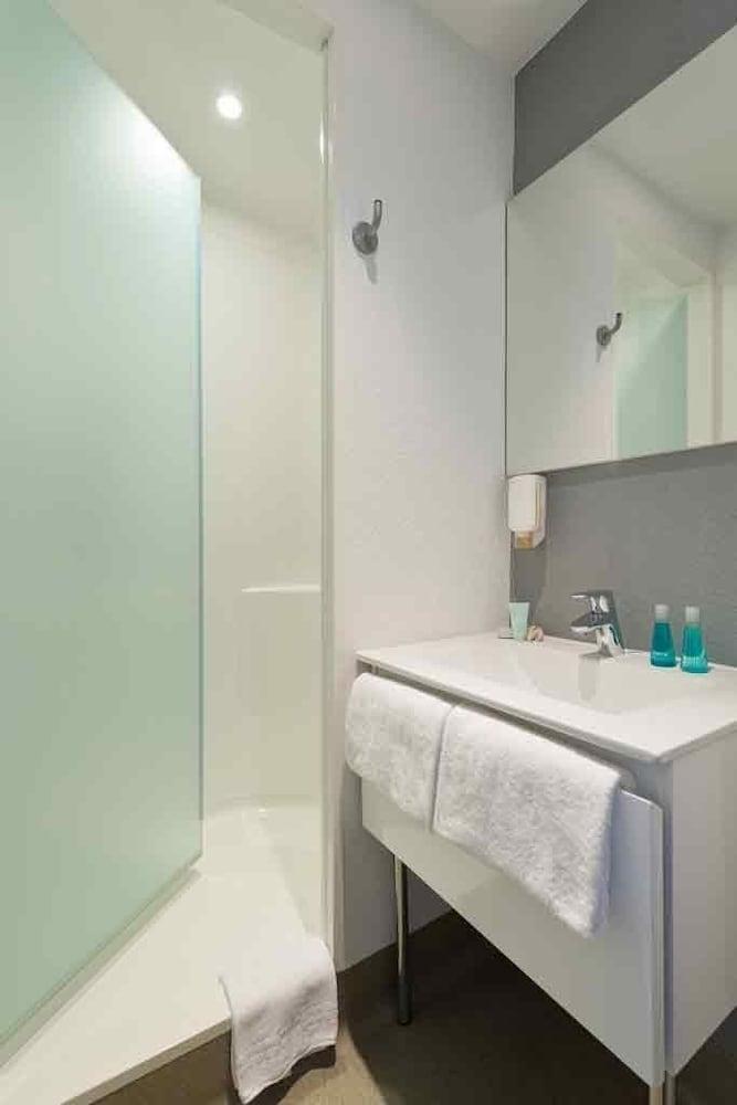Ibis Budget Centre 2*